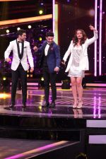 Sonakshi Sinha To Promote Noor & Nach Baliye On The Set Of Dil Hai Hindustani on 31st March 2017
